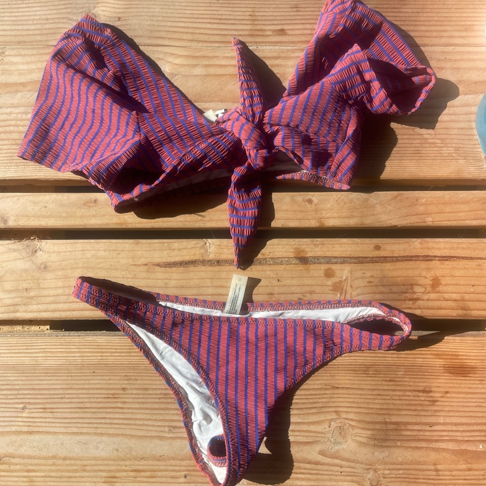 Solid & Striped bikini